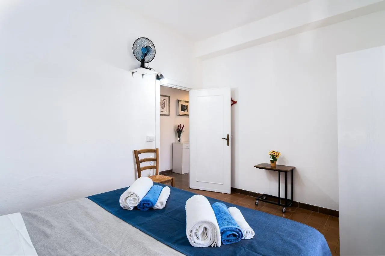 Casa Nella Roccia A Cala Gonone Apartment