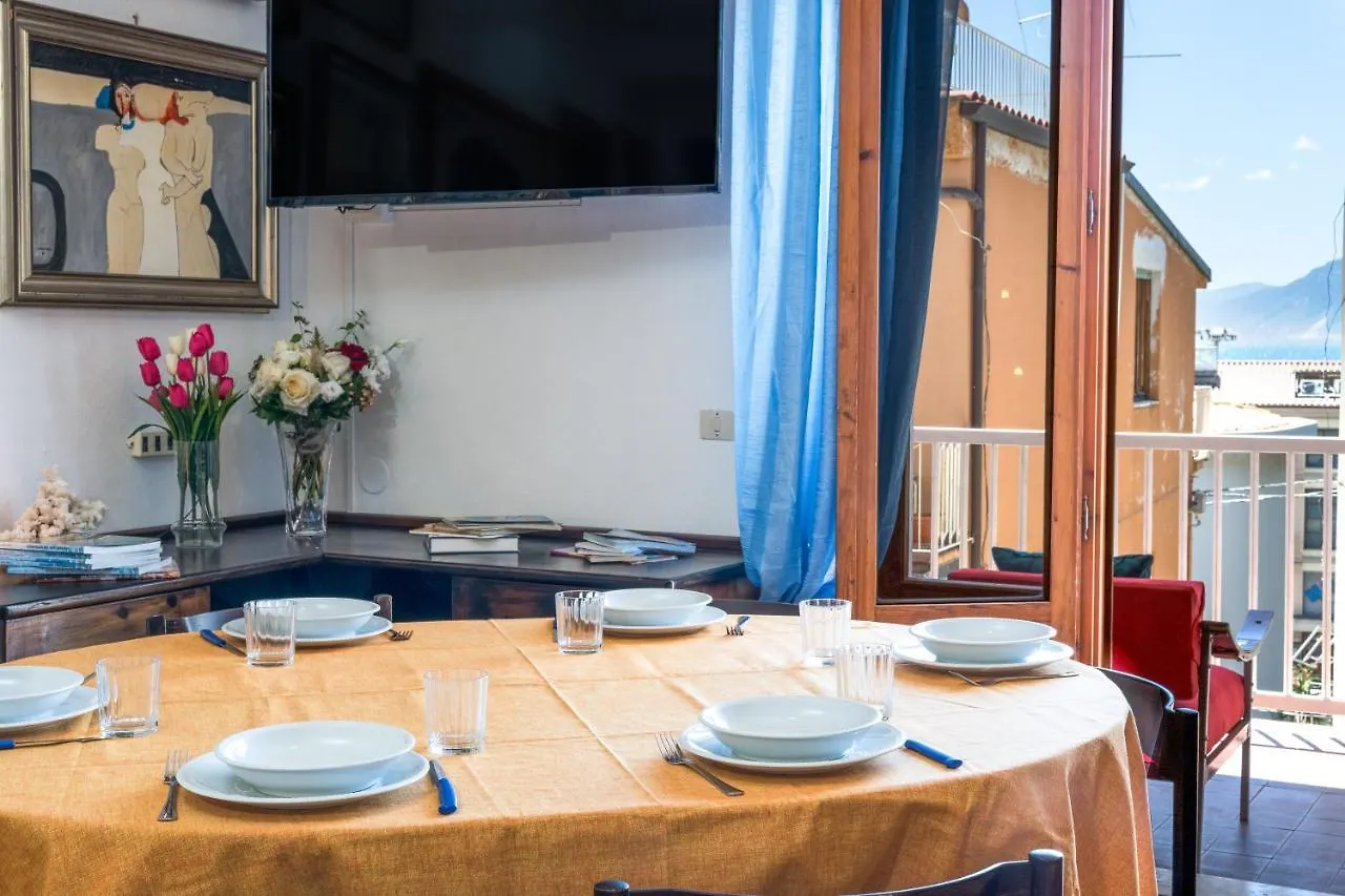 Casa Nella Roccia A Cala Gonone Apartment