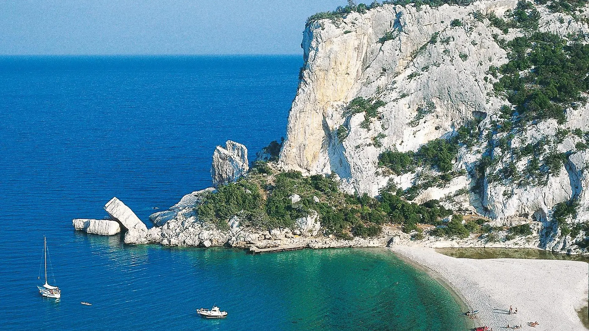 Casa Nella Roccia A Cala Gonone Lejlighed